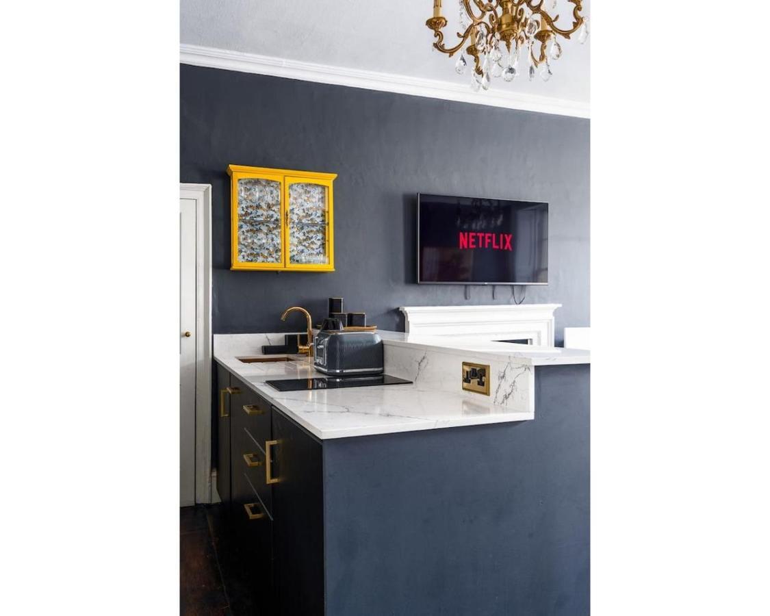 Bennett'S Lodgings A Luxurious 2 Bed Apartment Bath Eksteriør billede